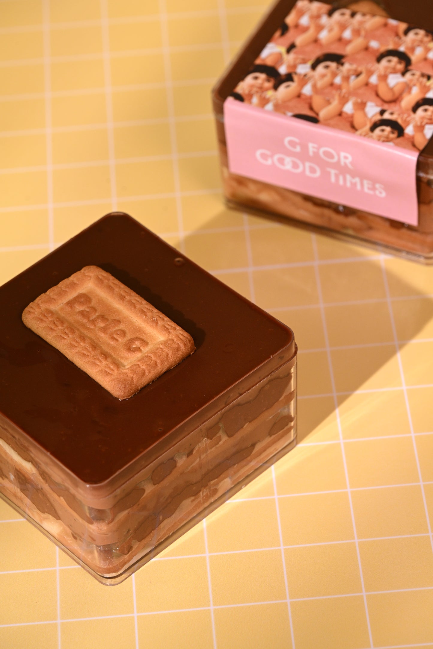 Chai & Parle G Dabba Cake