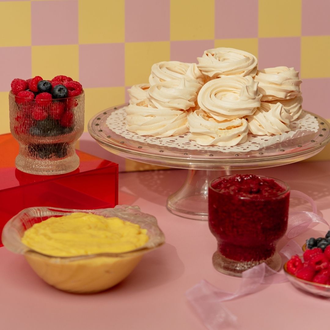 DIY Kit - Pavlova with Custard & Berries