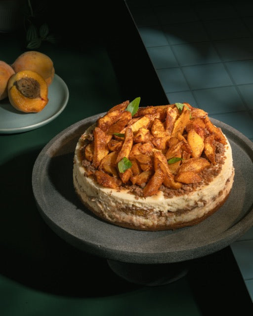 Peach Crumble Cheesecake