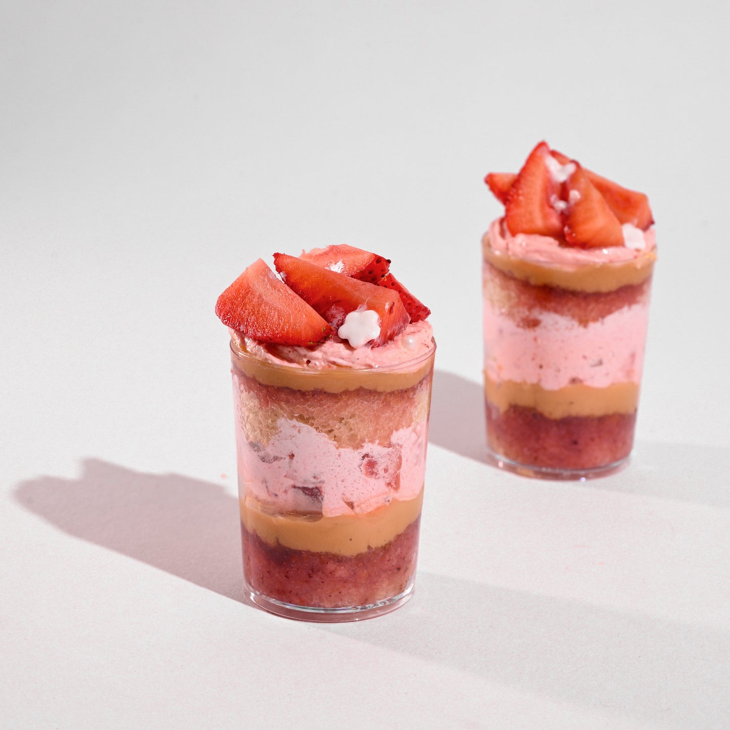 Strawberry & Caramel Cake