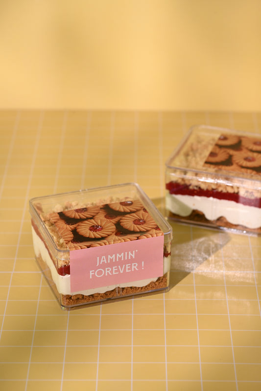 Jim Jam Dabba Cake