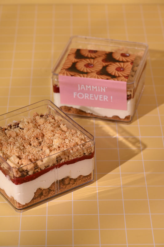 Jim Jam Dabba Cake